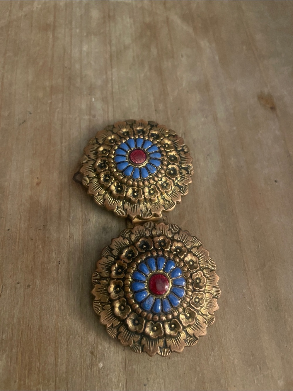 Vintage-Style Gold Floral shirt clasps with Blue and Red Enamel